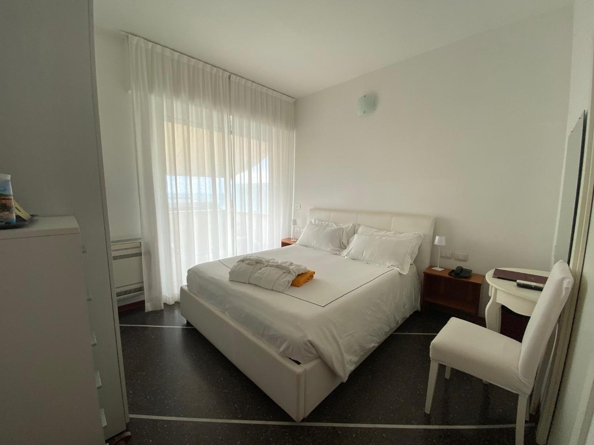 Hotel Internazionale Finale Ligure Εξωτερικό φωτογραφία